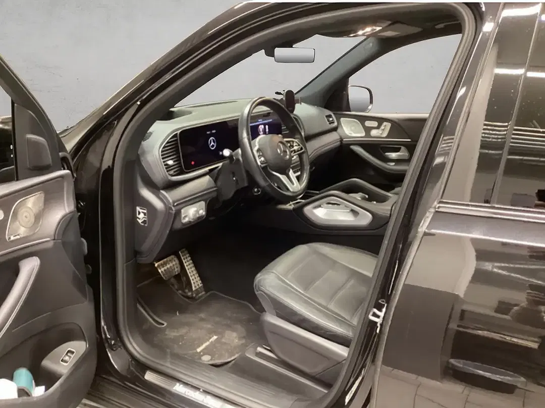 Mercedes-Benz GLS 450 - Thumbnail 3