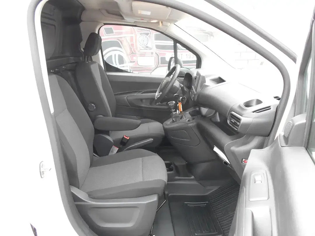 Toyota Proace - Thumbnail 10