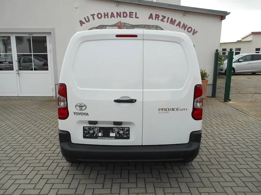 Toyota Proace - Thumbnail 9