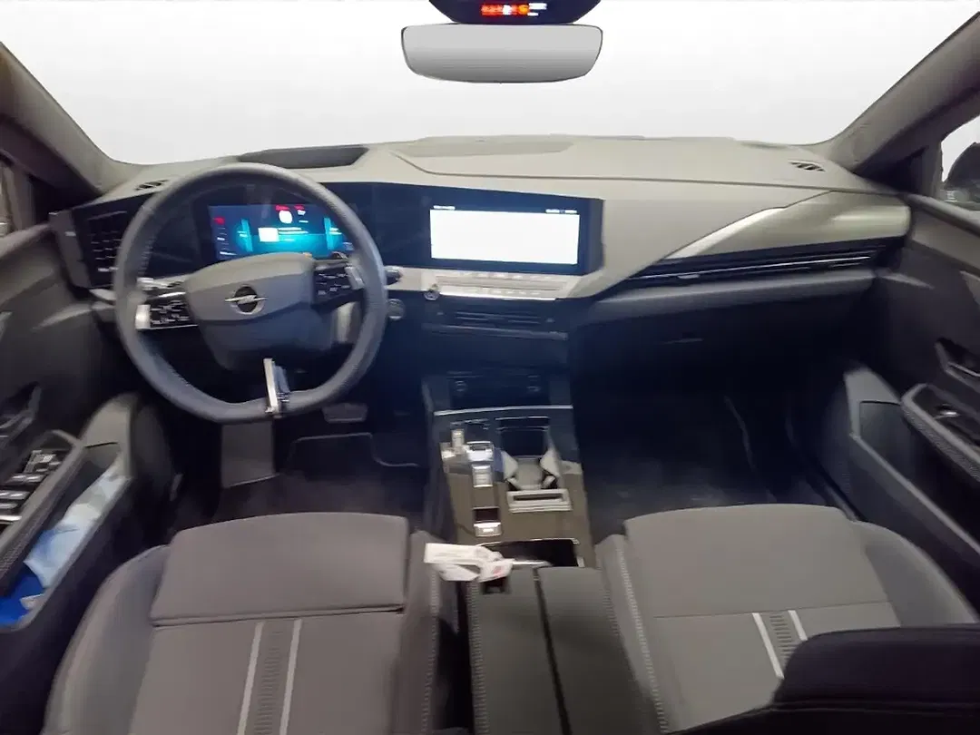 Opel Astra - Thumbnail 8
