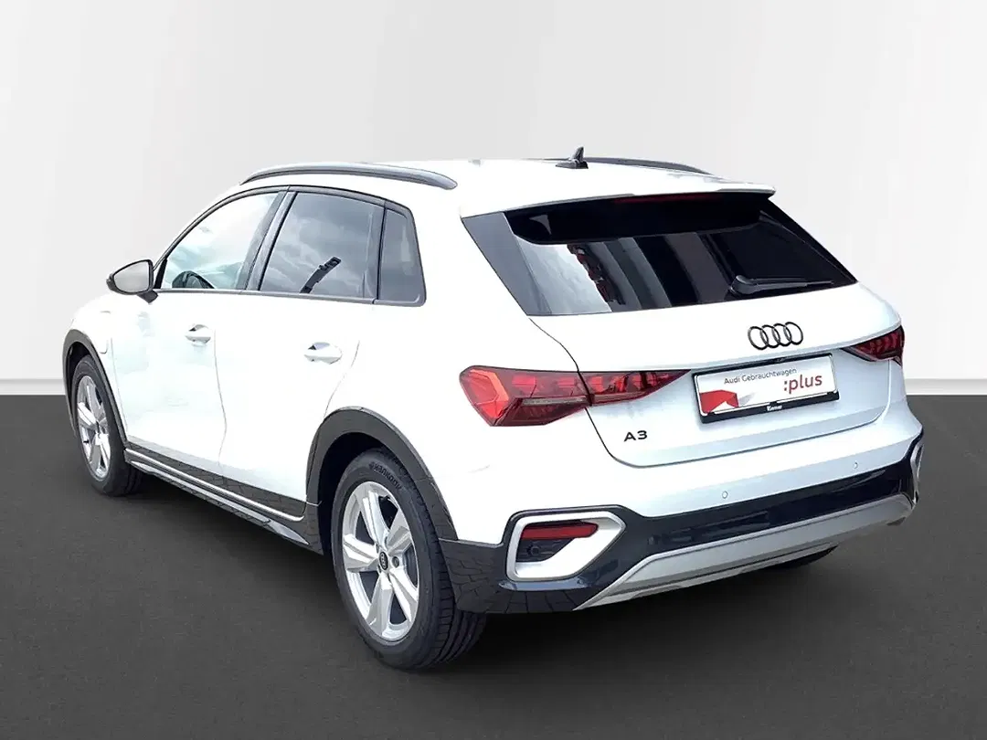 Audi A3 - Thumbnail 2