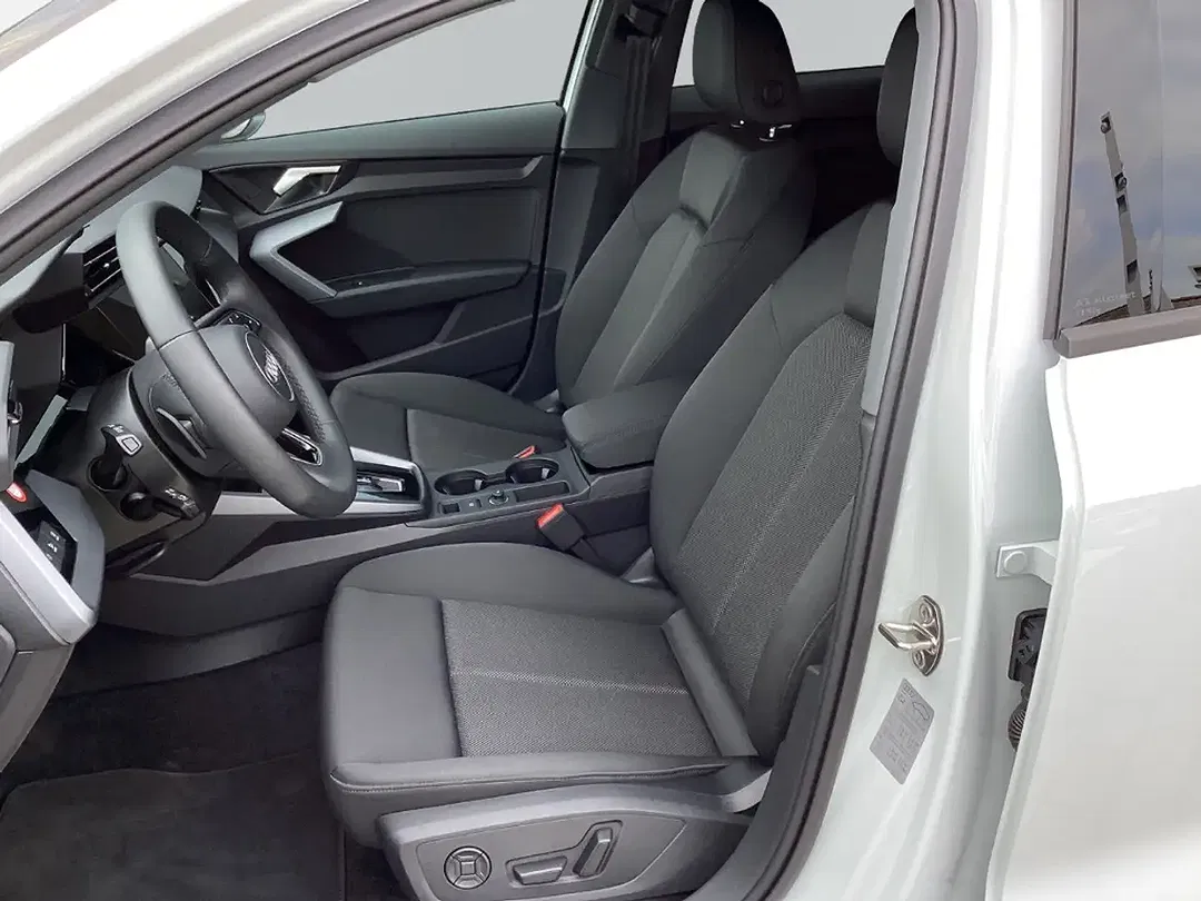 Audi A3 - Thumbnail 3