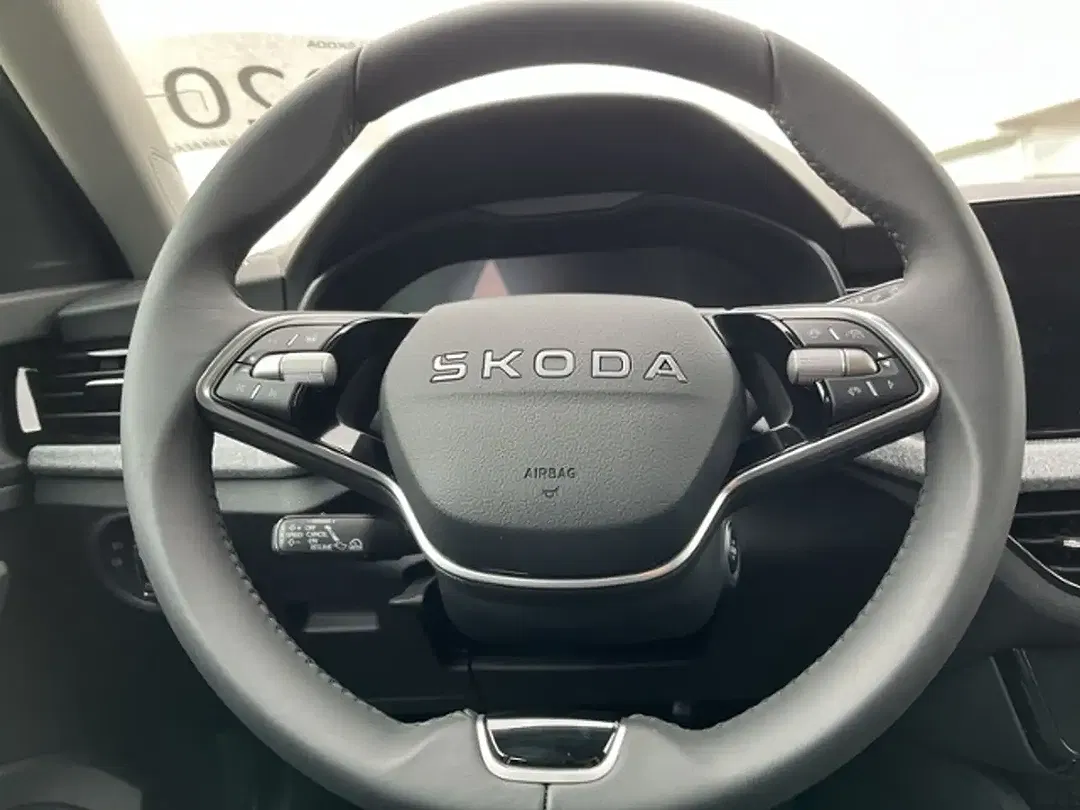 Skoda Scala - Thumbnail 11