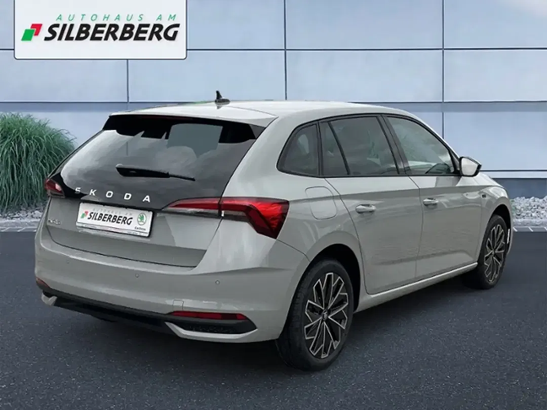 Skoda Scala - Thumbnail 3