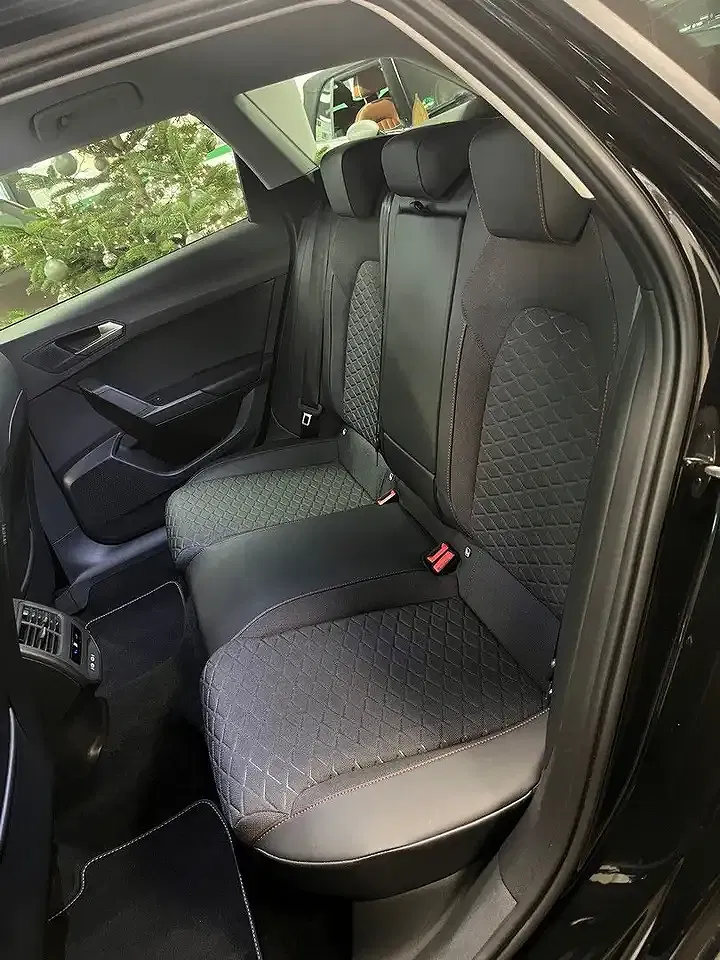 SEAT Leon - Thumbnail 16