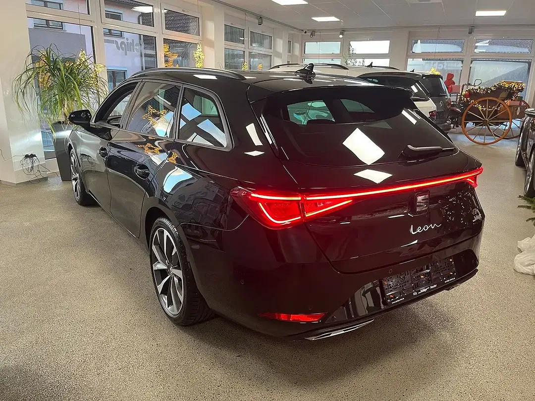 SEAT Leon - Thumbnail 7