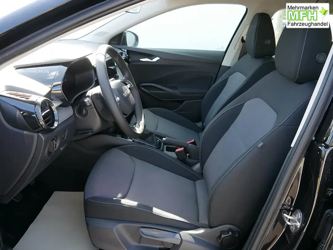 Skoda Fabia - Thumbnail 8
