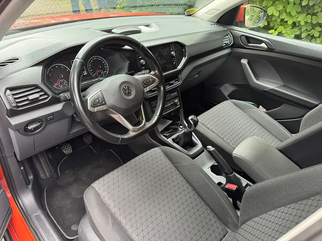 Volkswagen T-Cross - Thumbnail 9