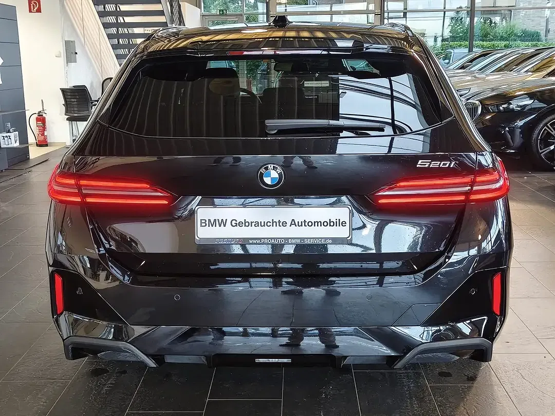 BMW 520 - Thumbnail 5