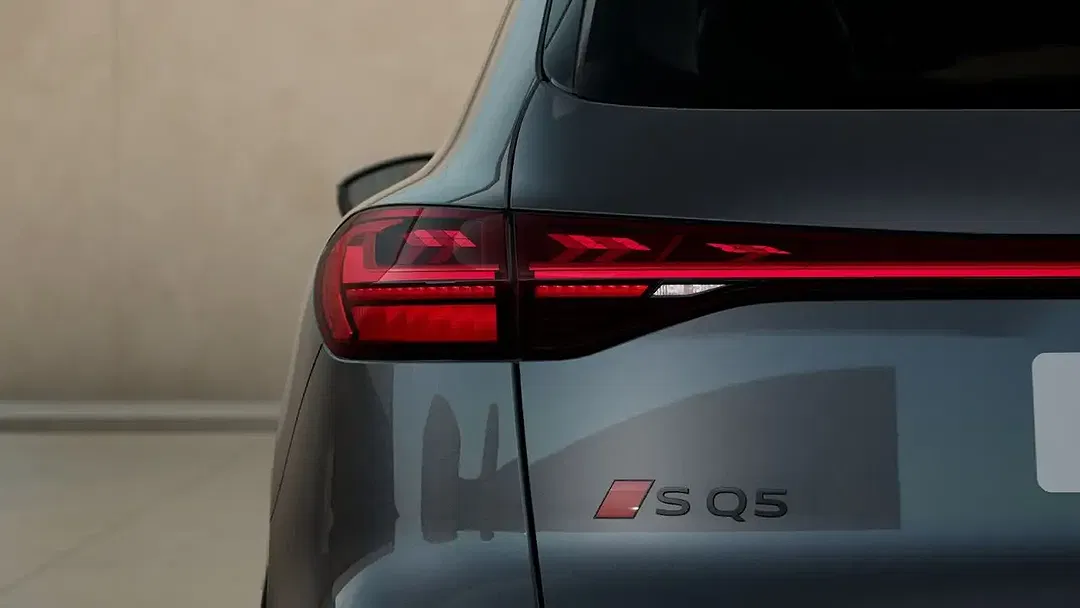 Audi SQ5 - Thumbnail 7