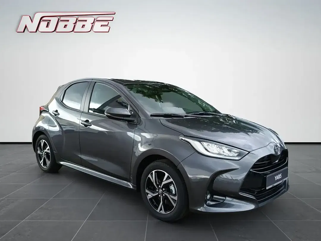 Toyota Yaris - Thumbnail 7