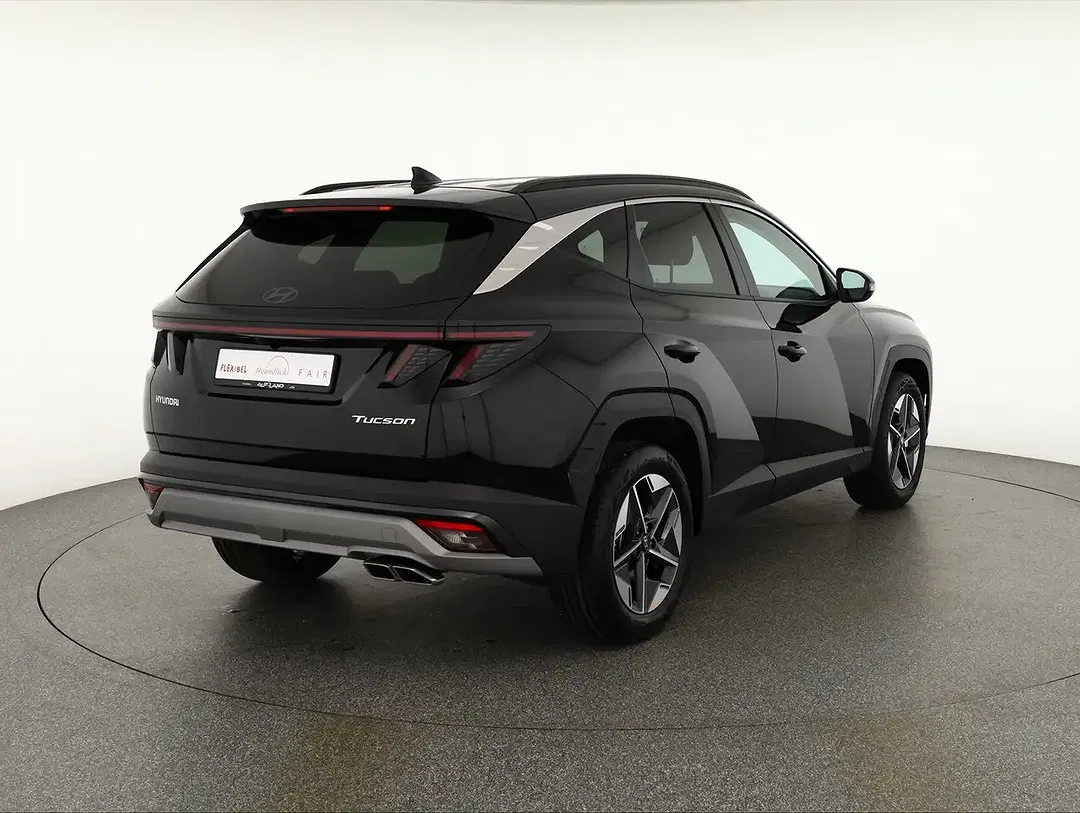 Hyundai TUCSON - Thumbnail 4