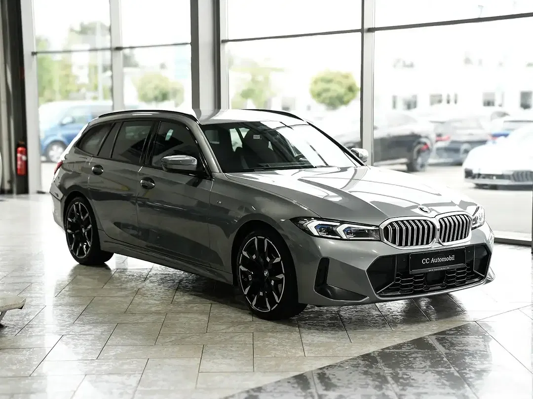 BMW 320 - Thumbnail 6