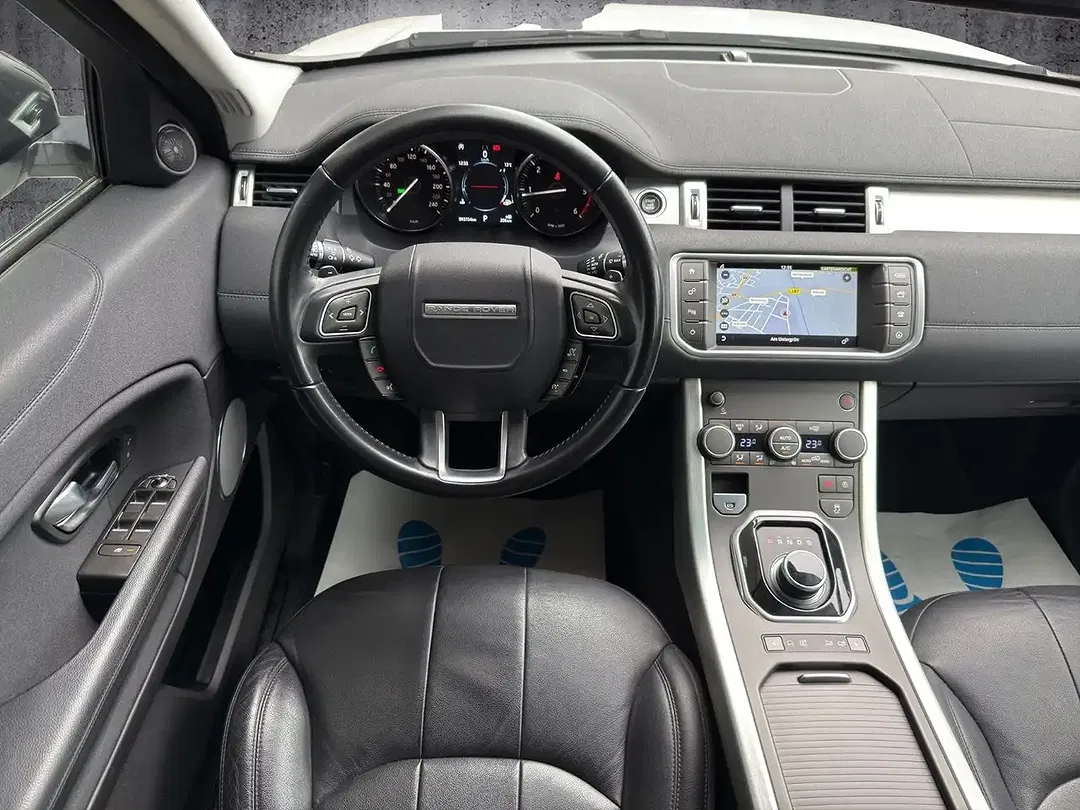 Land Rover Range Rover Evoque - Thumbnail 11