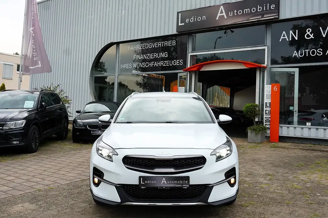 Kia XCeed - Thumbnail 10