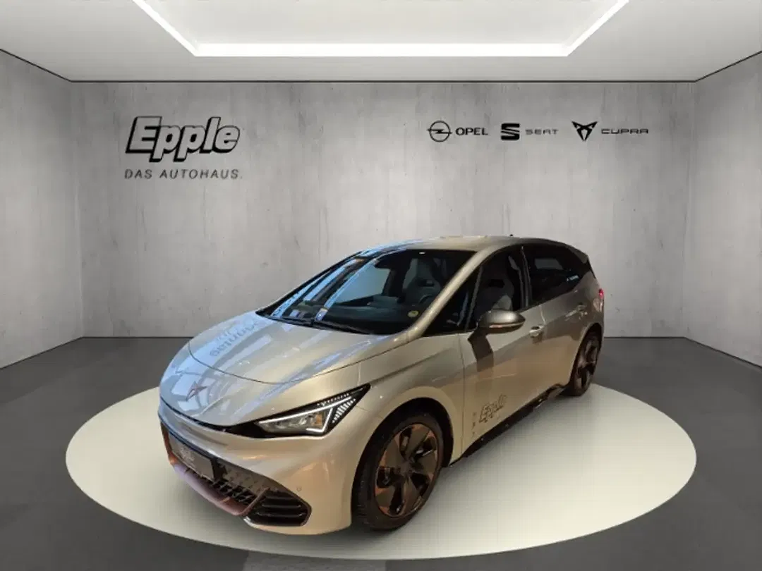 CUPRA Born - Thumbnail 3