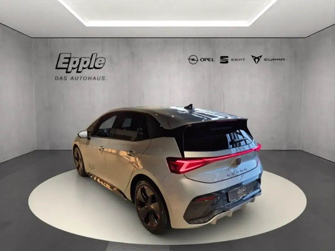 CUPRA Born - Thumbnail 5