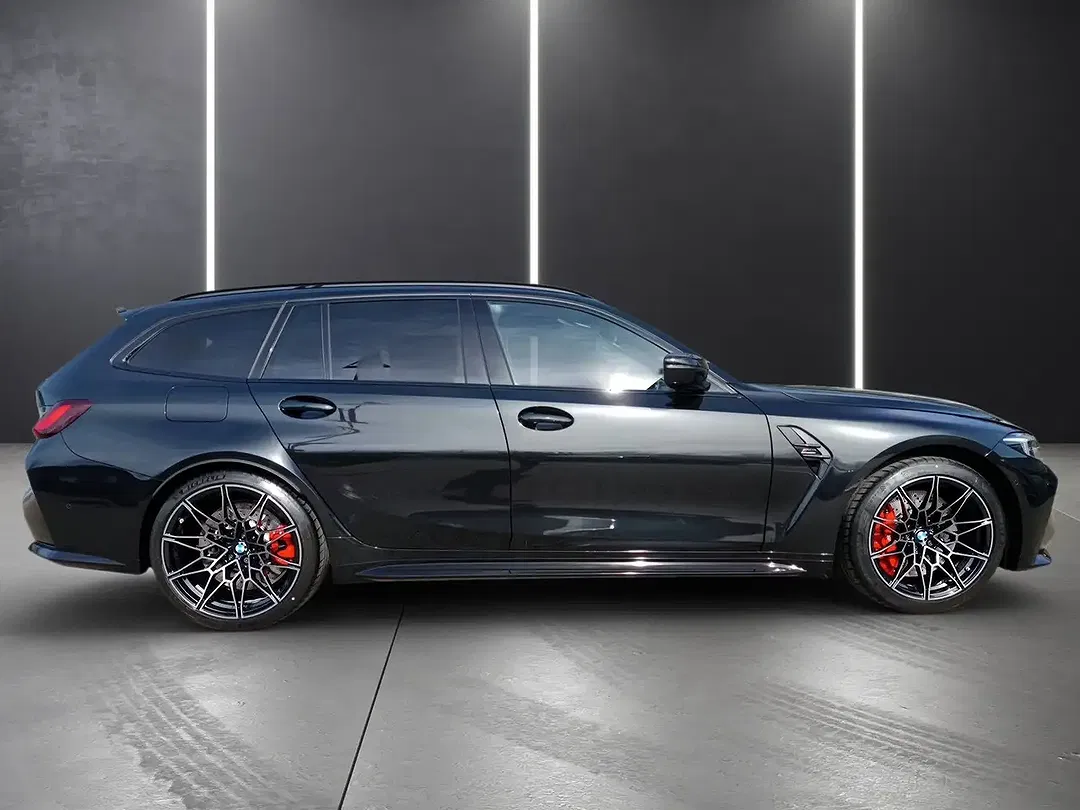 BMW M3 - Thumbnail 3