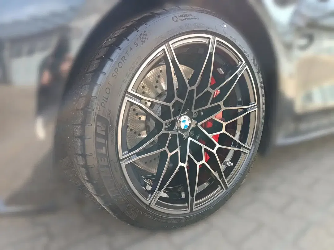 BMW M3 - Thumbnail 9