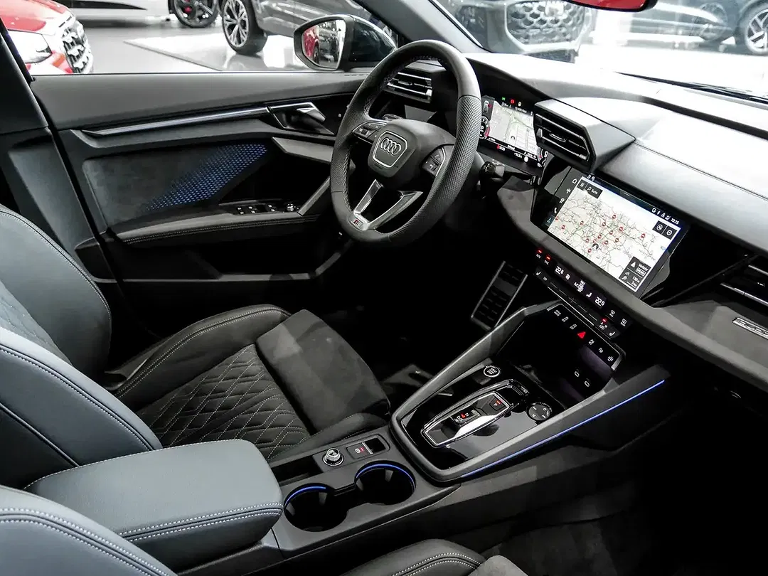 Audi A3 - Thumbnail 3