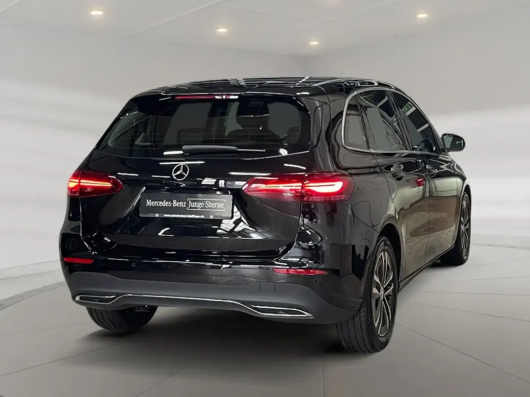 Mercedes-Benz B 200 - Thumbnail 2