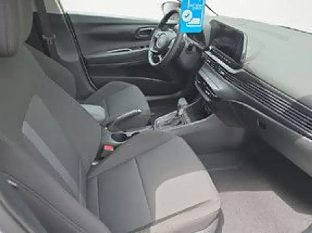 Hyundai i20 - Thumbnail 9