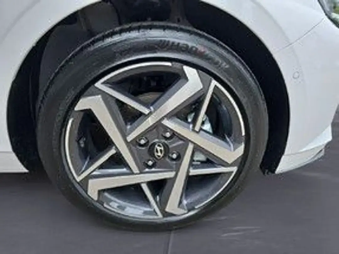 Hyundai i20 - Thumbnail 10