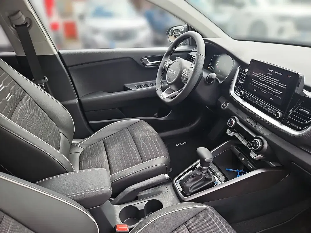 Kia Stonic - Thumbnail 14