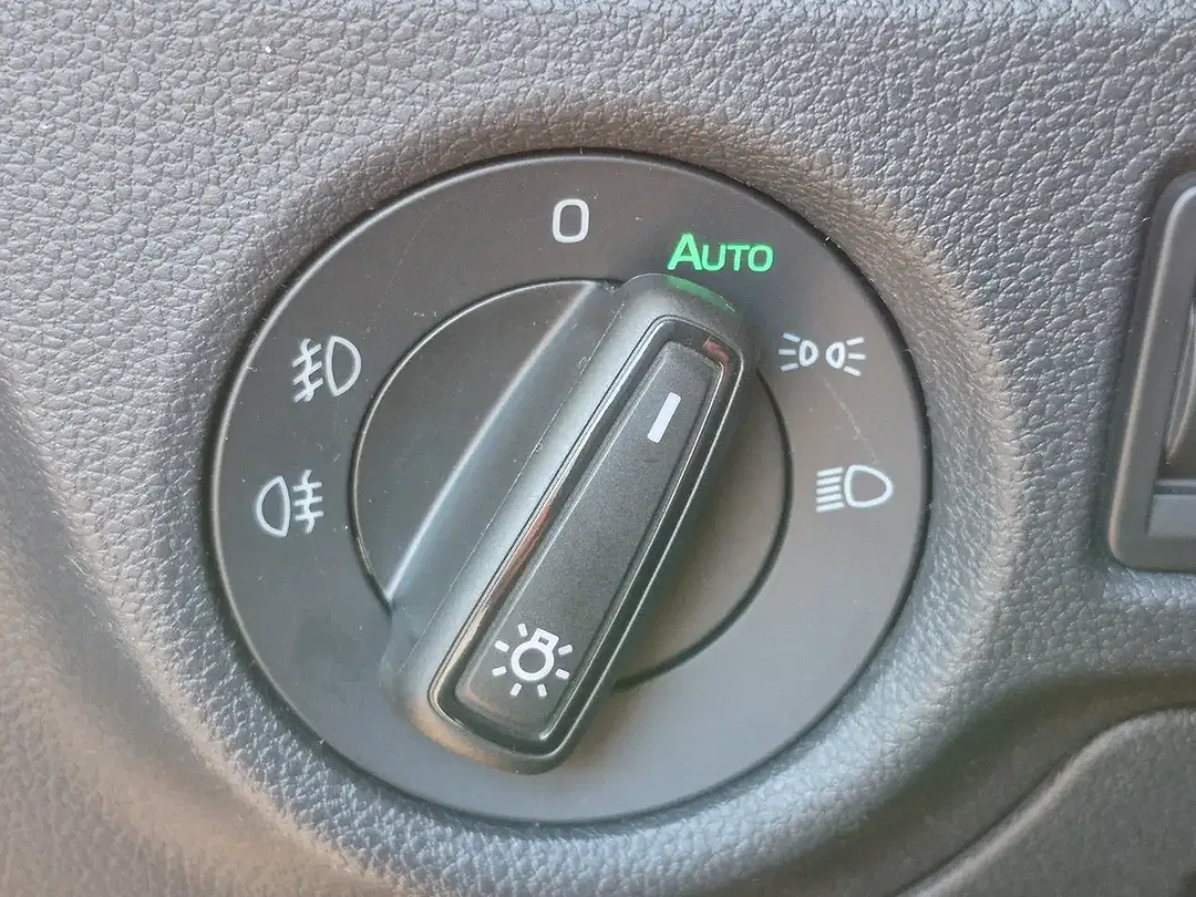 Skoda Kamiq - Thumbnail 11