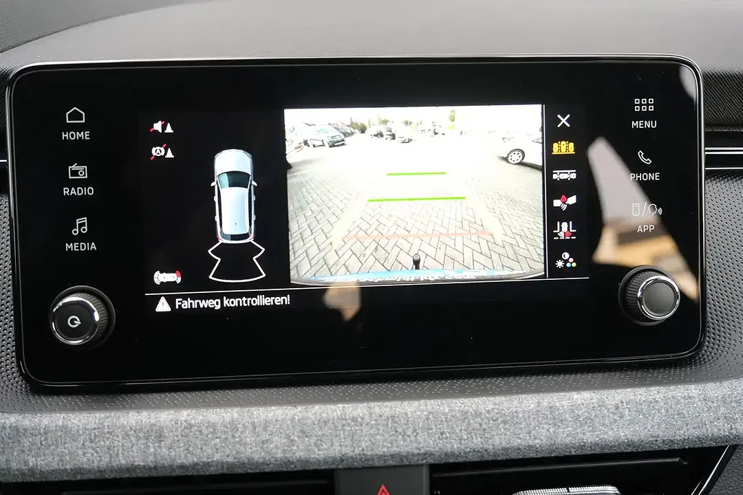 Skoda Kamiq - Thumbnail 15