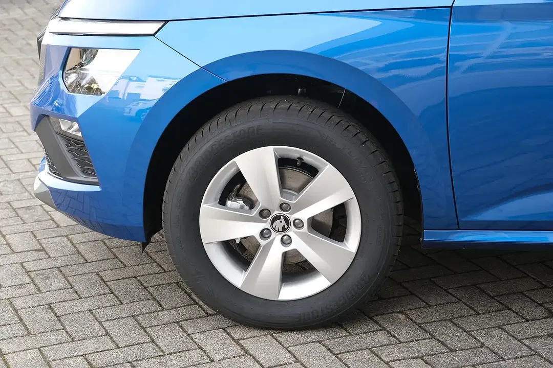 Skoda Kamiq - Thumbnail 18