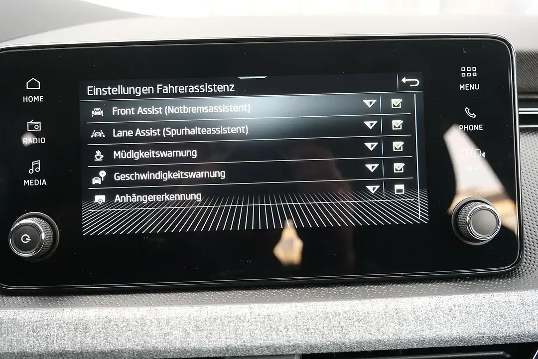 Skoda Kamiq - Thumbnail 30