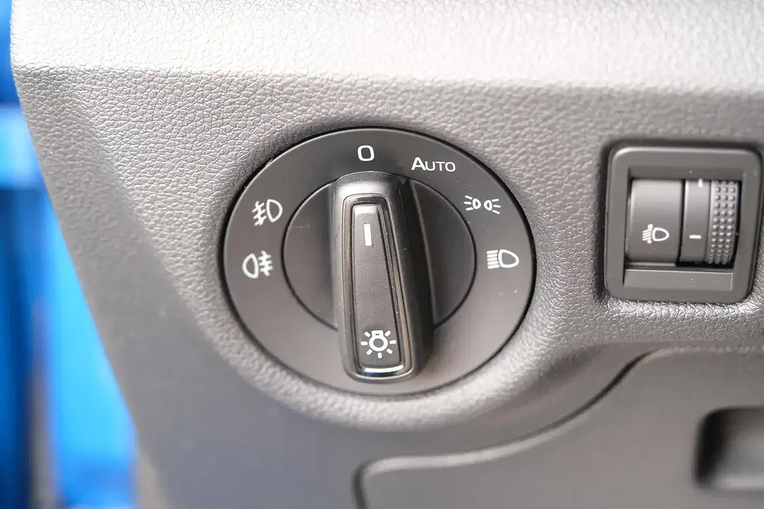 Skoda Kamiq - Thumbnail 33