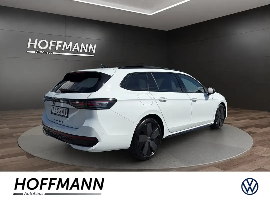 Volkswagen Passat Variant - Thumbnail 2