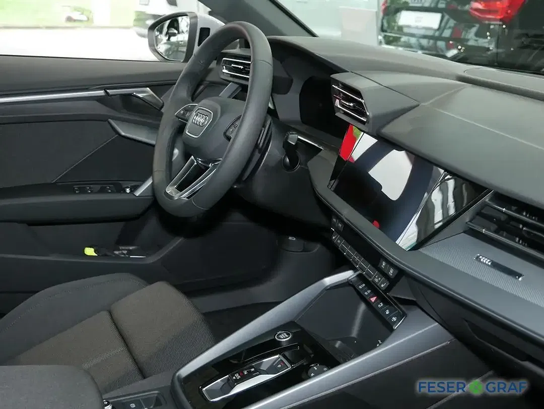 Audi A3 - Thumbnail 3