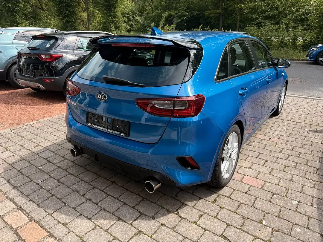 Kia Ceed / cee'd - Thumbnail 4