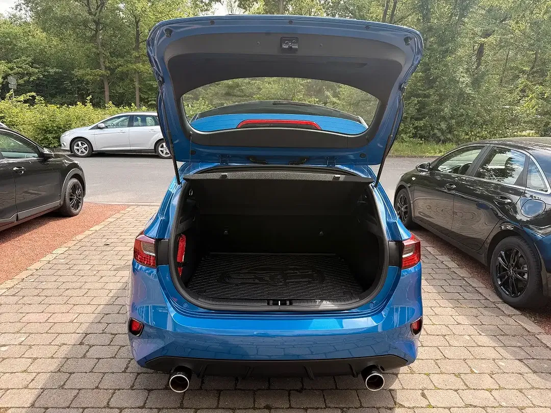 Kia Ceed / cee'd - Thumbnail 8