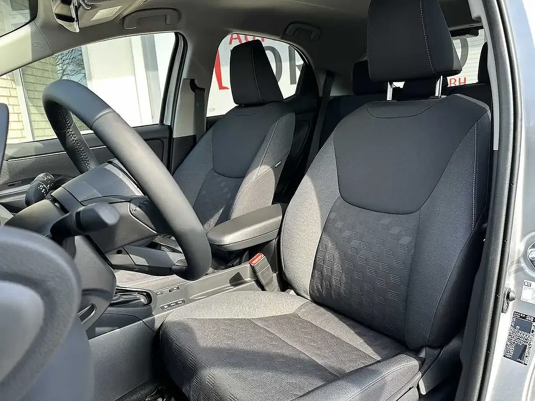 Toyota Yaris - Thumbnail 10