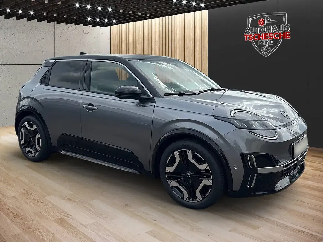 Nissan Micra - Thumbnail 2