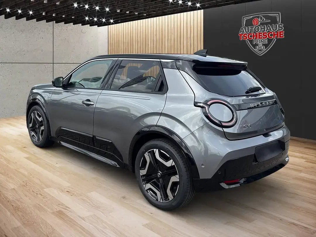 Nissan Micra - Thumbnail 5