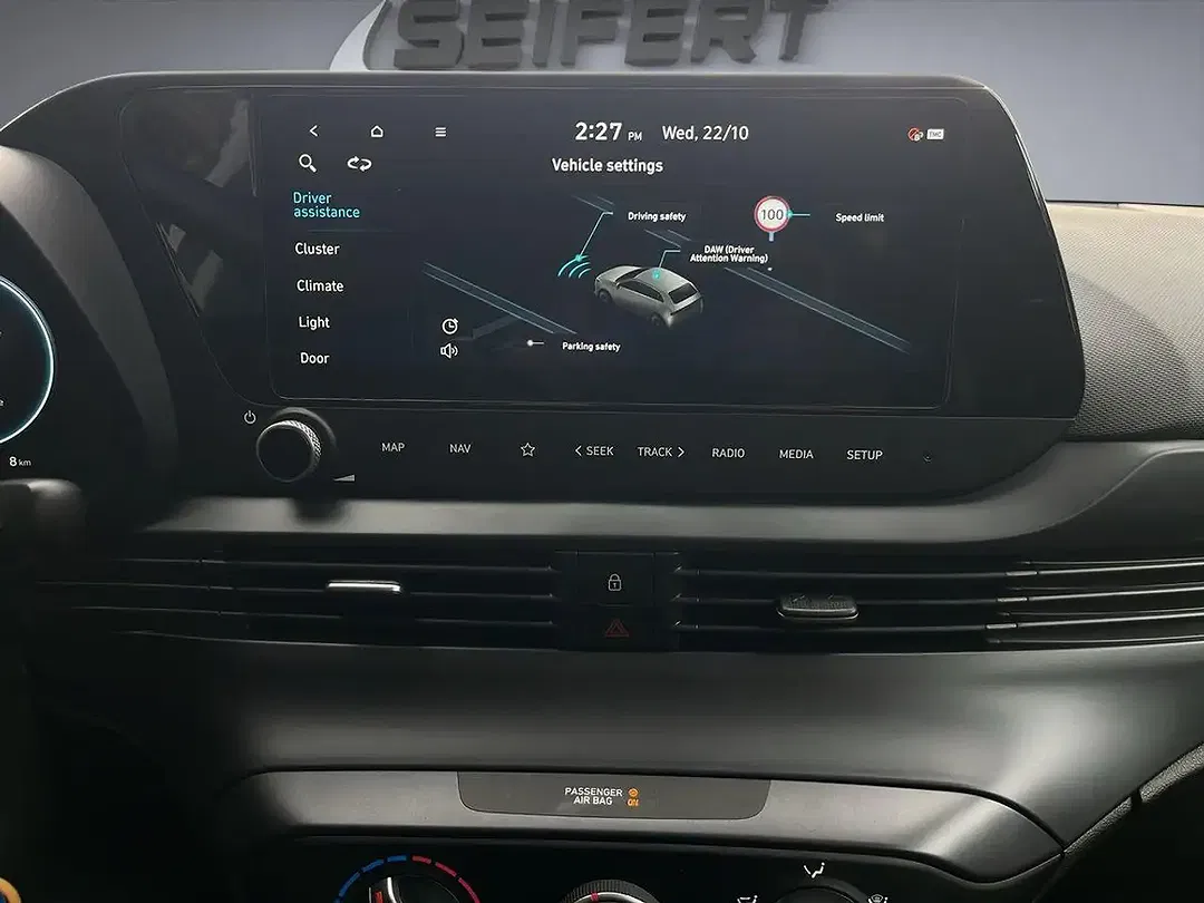 Hyundai i20 - Thumbnail 12