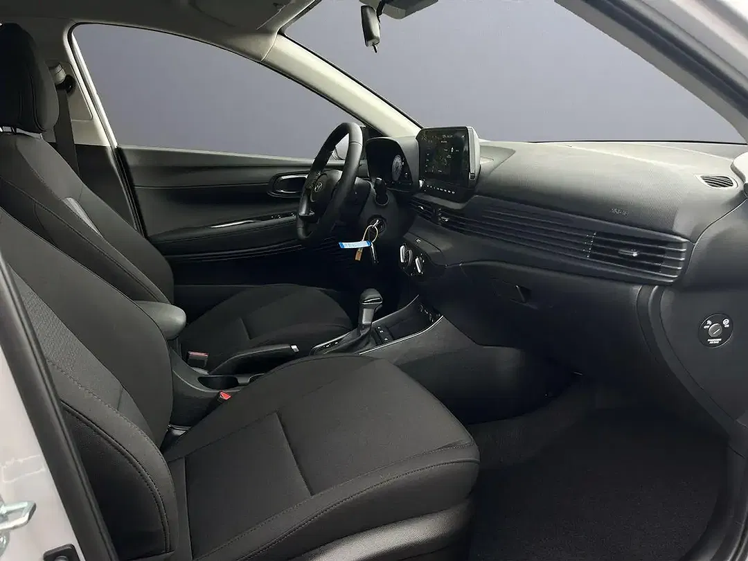 Hyundai i20 - Thumbnail 13