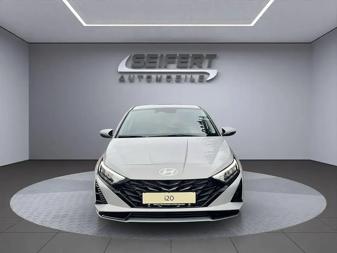 Hyundai i20 - Thumbnail 8