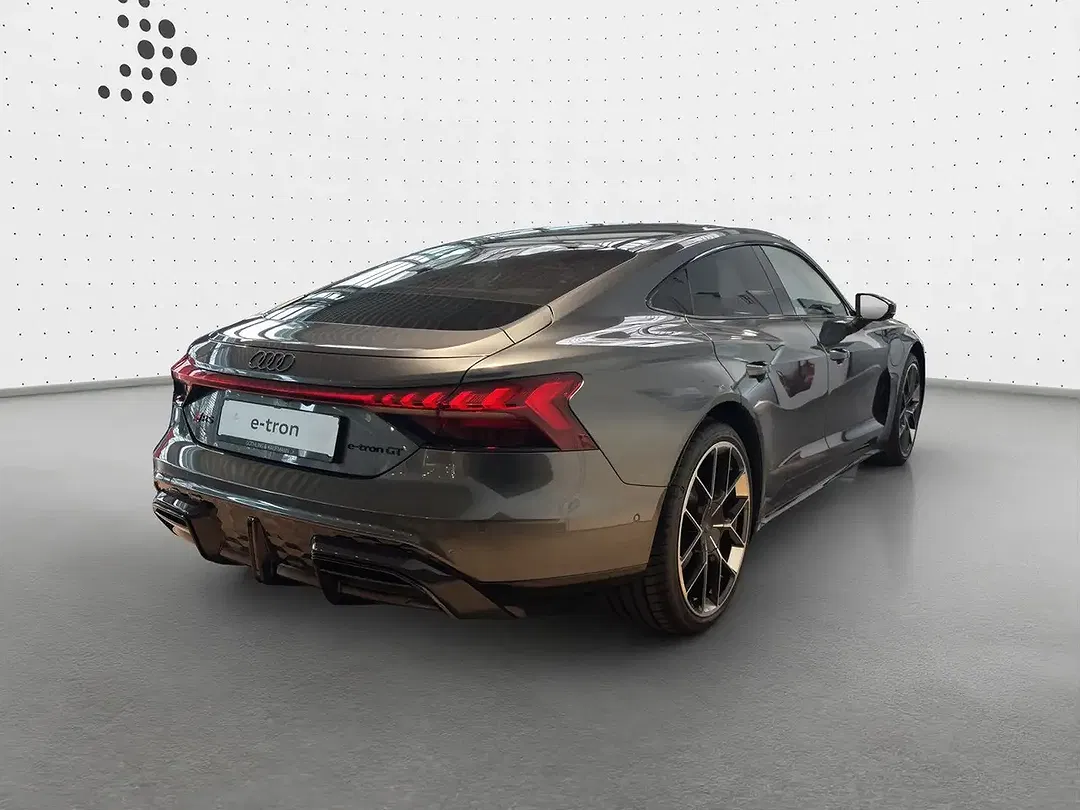 Audi RS e-tron GT - Thumbnail 2