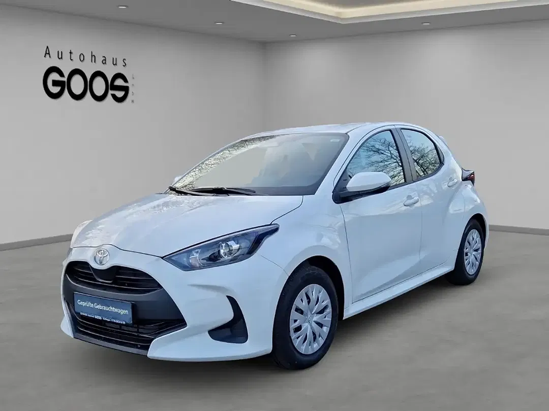 Toyota Yaris - Thumbnail 1