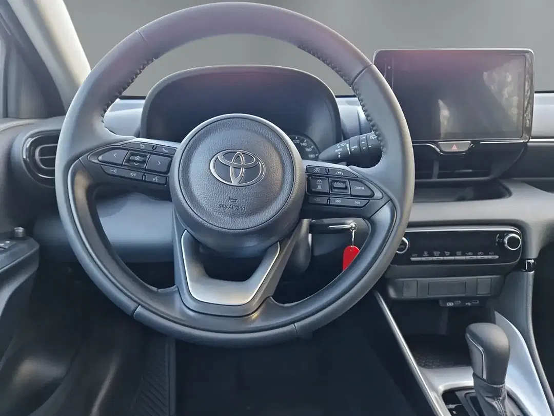 Toyota Yaris - Thumbnail 14