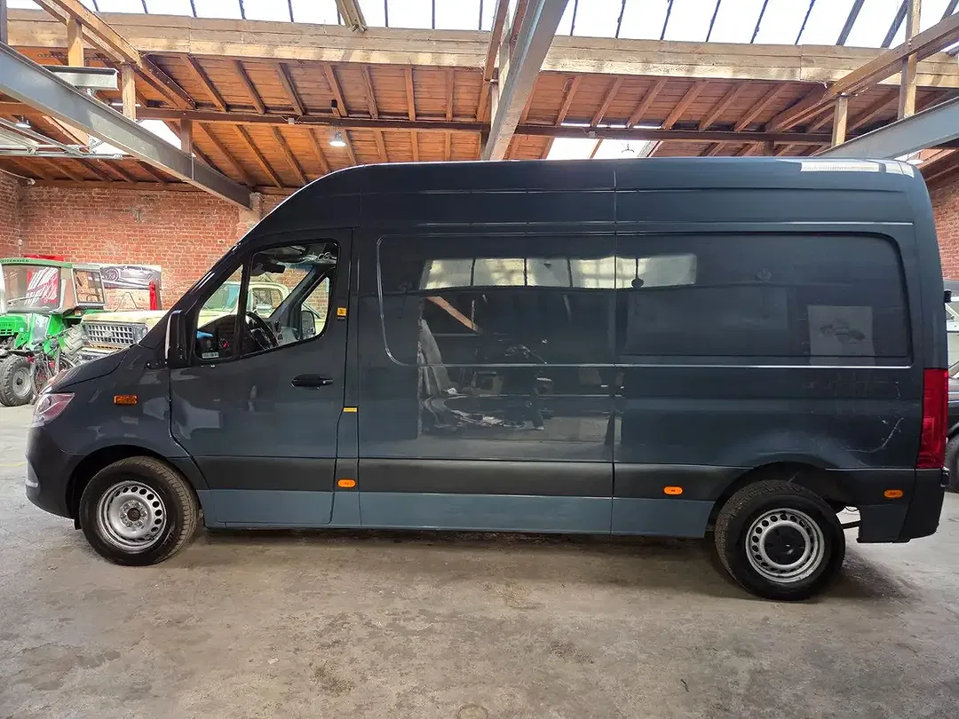 Mercedes-Benz Sprinter - Thumbnail 8
