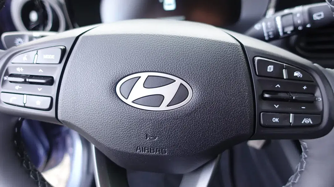Hyundai i10 - Thumbnail 13