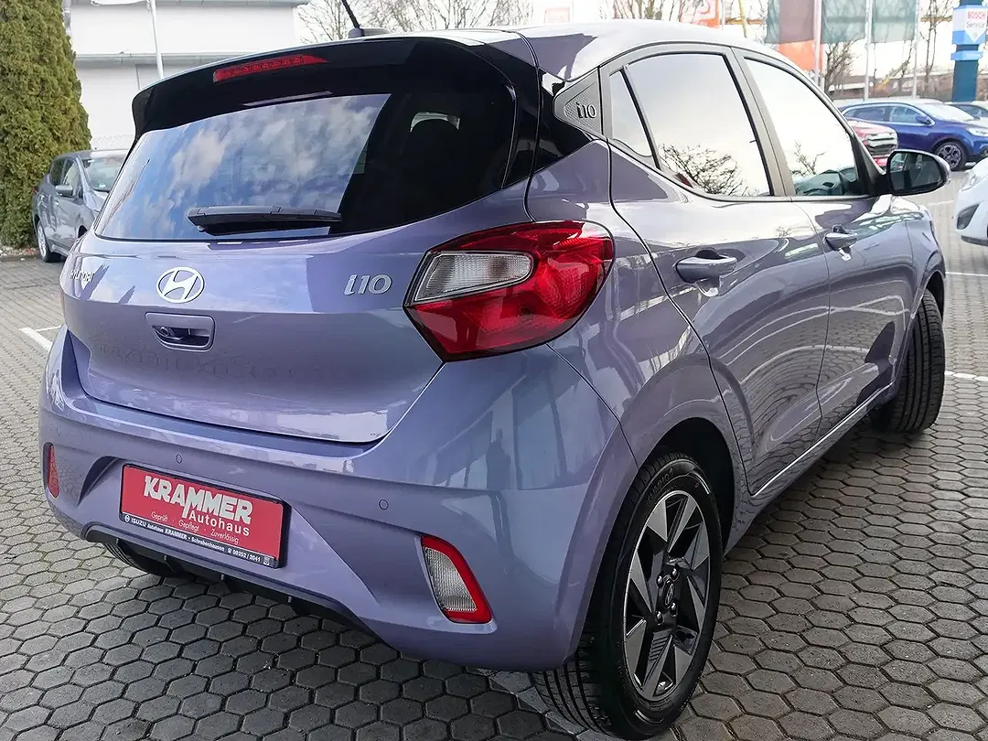 Hyundai i10 - Thumbnail 3