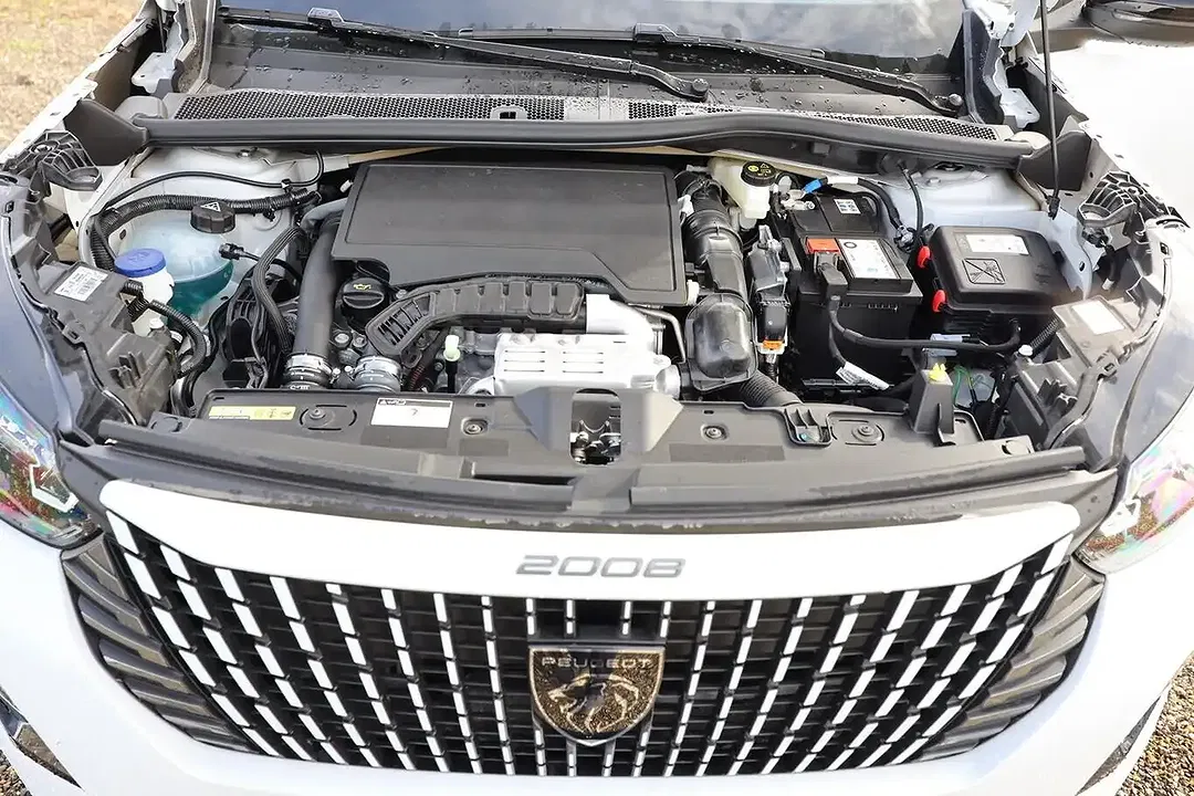Peugeot 2008 - Thumbnail 12